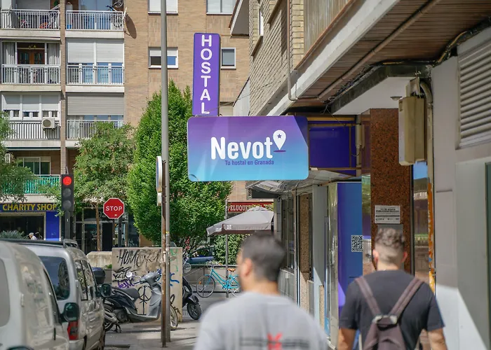 Hostal Nevot Granada